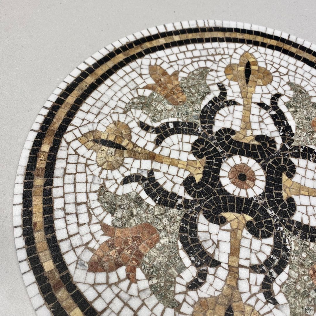 Round Mosaic vinyl placemat Helena