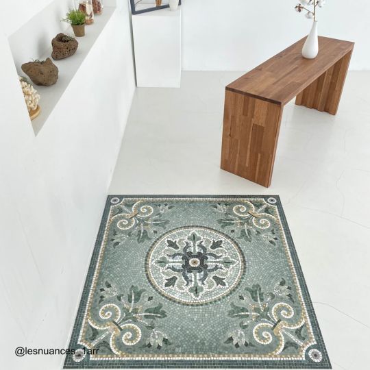 Amanda vinyl mosaic rug - XL Table size 150x150